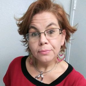 Meet your Posher, Marisela